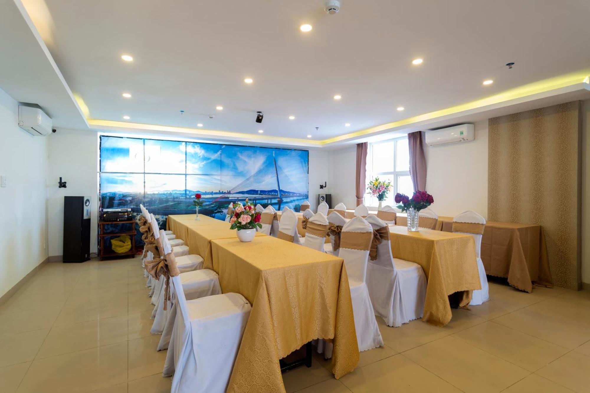 Golden Light Da Nang Hotel Da Nang
