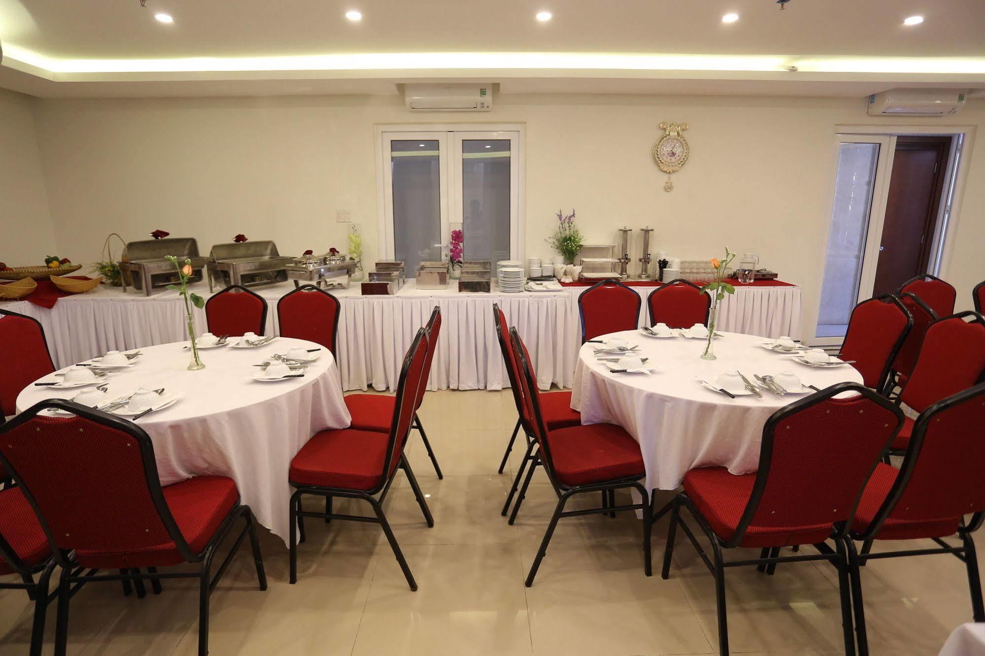Golden Light Da Nang Hotel 4* Da Nang